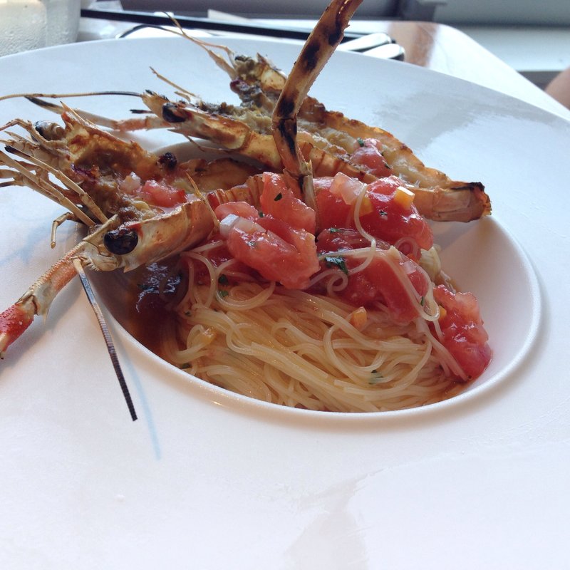 エビとトマトのカッペリーニ(Little Crown)