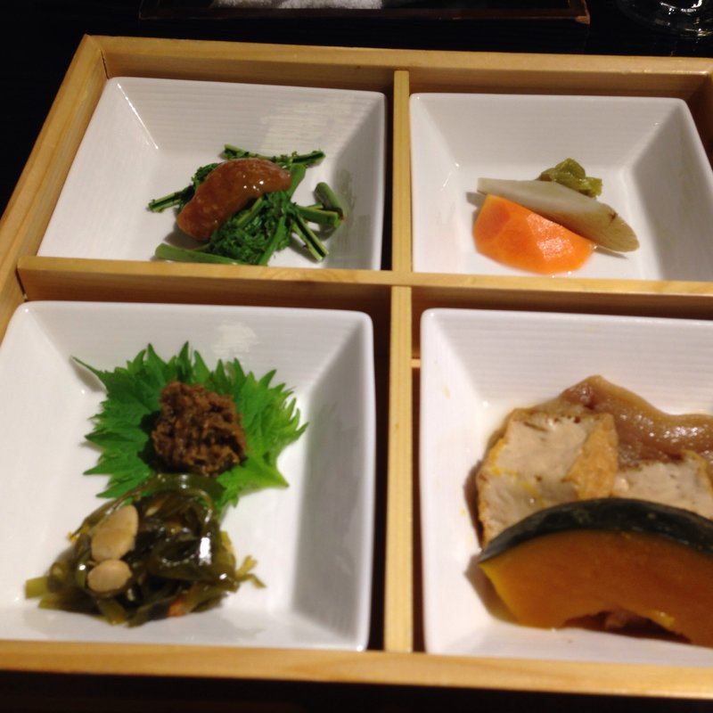 春の山菜御前 前菜(HATAGO井仙)