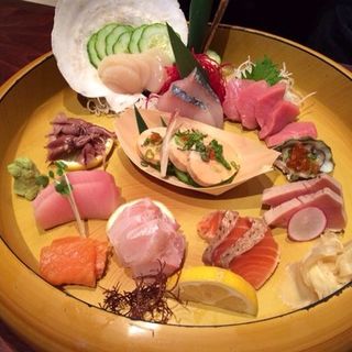 おまかせ　刺身盛り合わせ(MOMOYA)
