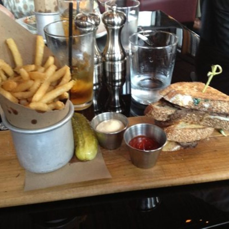 Steak Sandwich(BLT Bar and Grill)