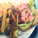 The Lobster Roll Plate(The Clam box)