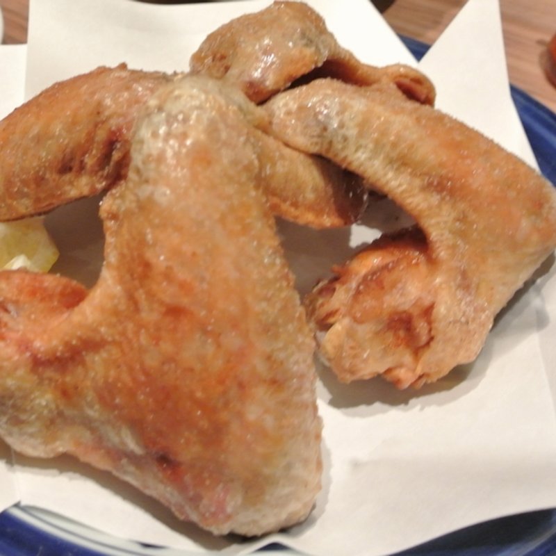 大手羽先揚げ（2本）(テムジン JRハカタシティ)