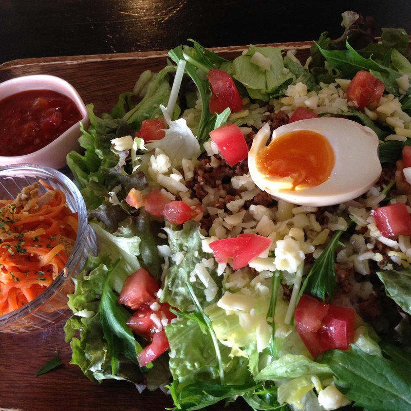 タコライス(ボンボン ウェボン （BonBon Huevon）)