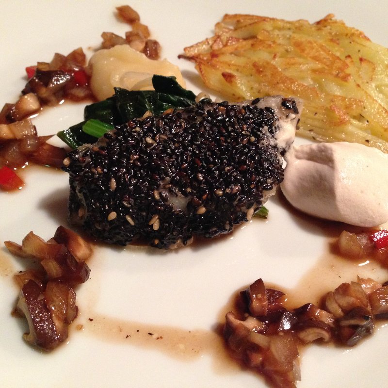 黒ごまをまぶした白身　コース(アイビー)