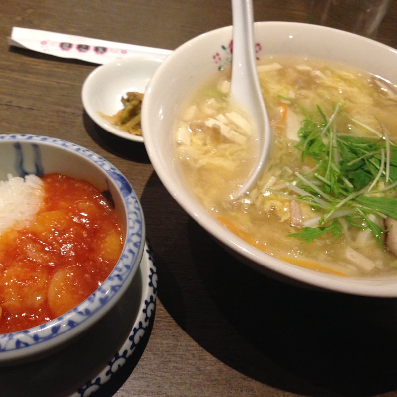 サンラータンメン　ミニえびちり丼(平和楼 趙之家ソラリアステージ店)