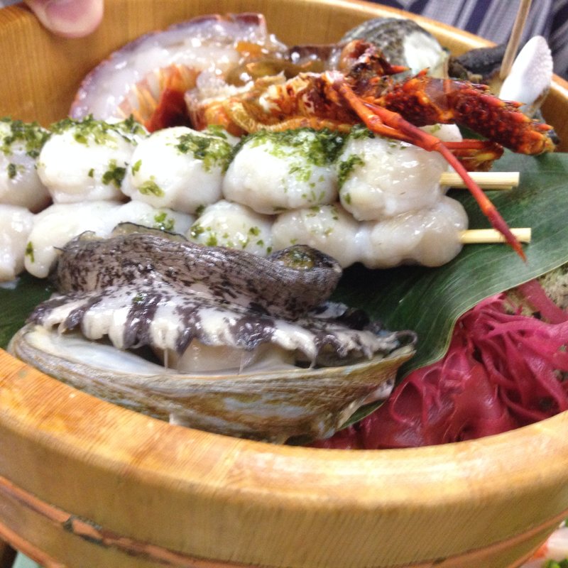 イカの目口、アワビ、伊勢海老あぶり焼き(志なよし)