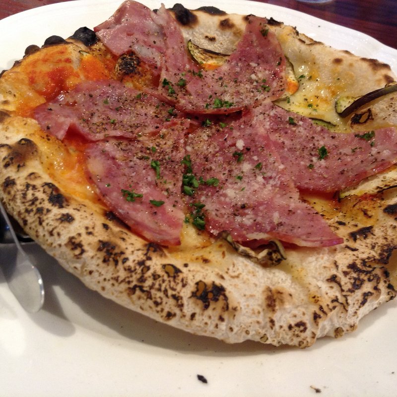 庄内豚ベーコンとナスのピッツァ(イル・ケッチァーノ （Il che-cciano）)