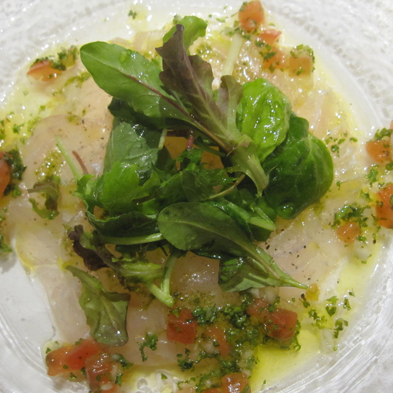 鮮魚のカルパッチョ(ラーラビアンケ)
