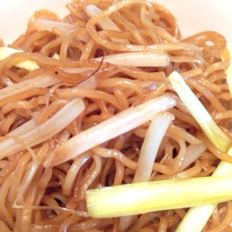 ネギともやしの焼きそば(福臨門酒家)