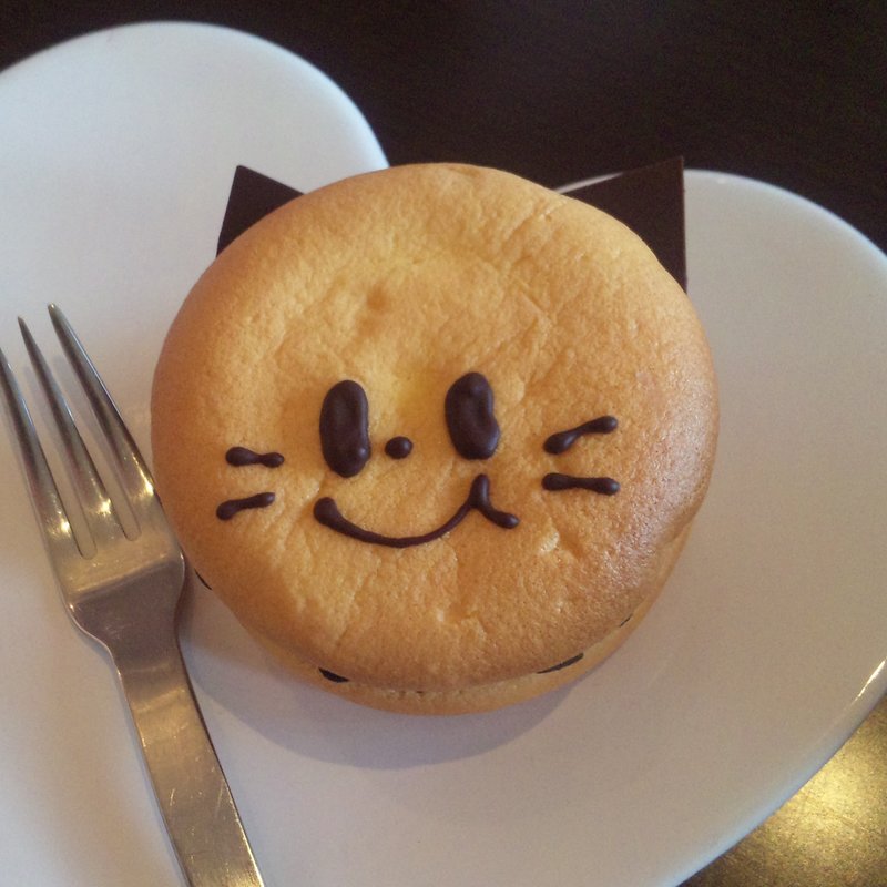 ねこブッセ(necomameCAFE （ねこまめ カフェ）)