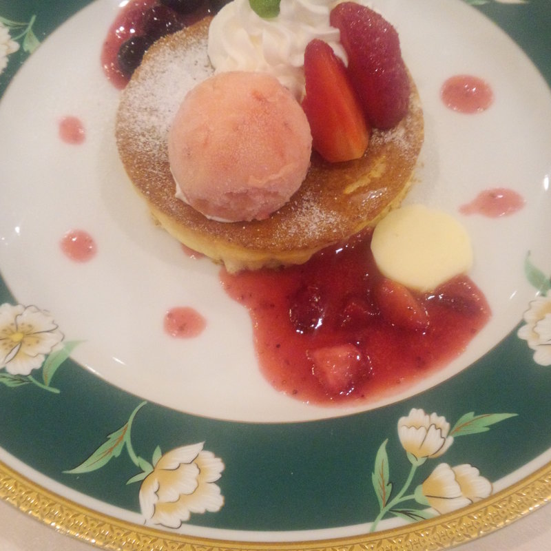 ベリーパンケーキ(湯沢　グランドホテル)