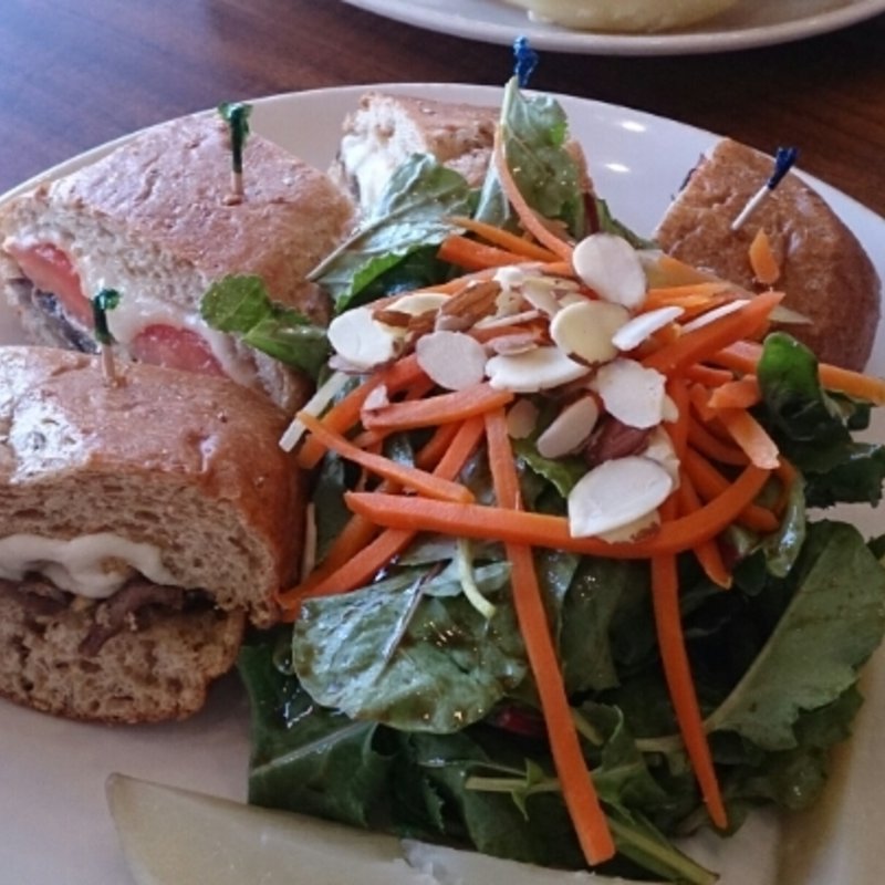 ガーリックステーキサンド(Spero Spera)