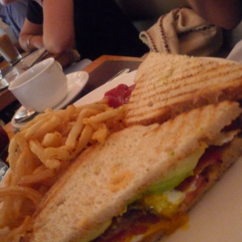 BLTA sand(Cafe cluny )
