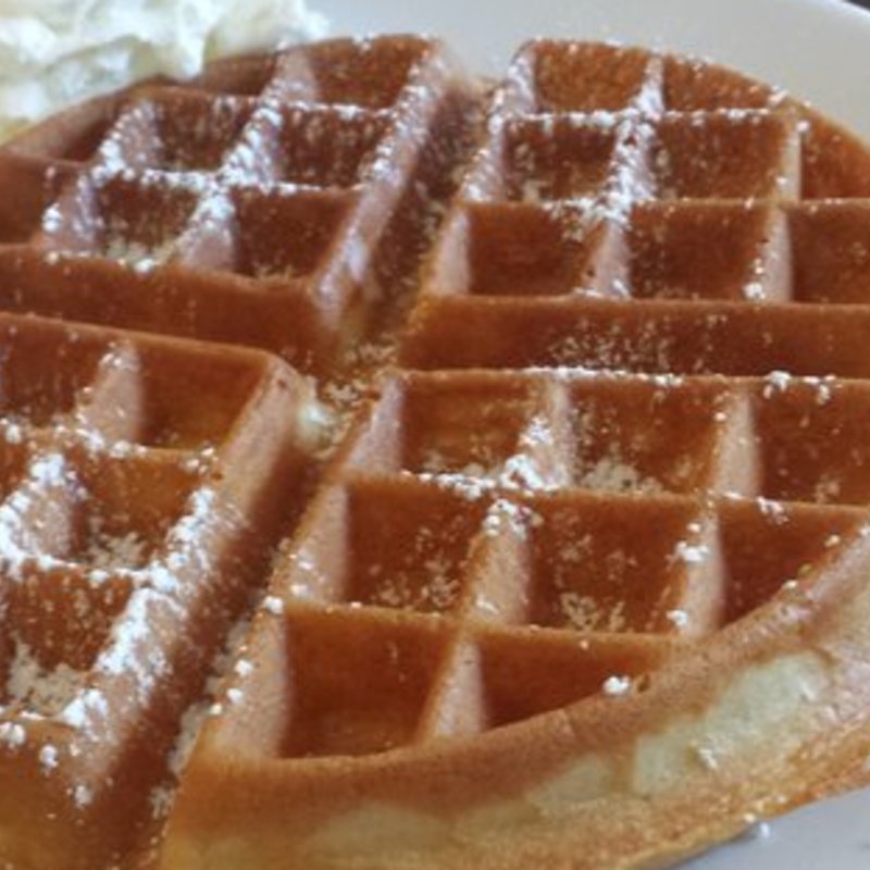 Belgian waffle(Bogart's Cafe)