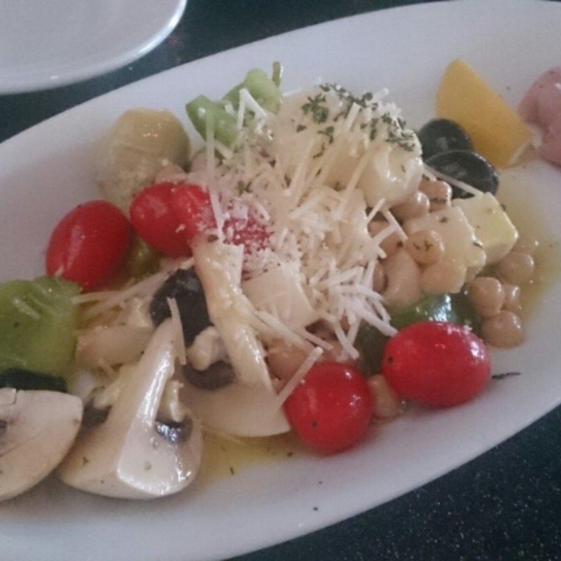 アンティパスト(Chez Kenzo Bar )