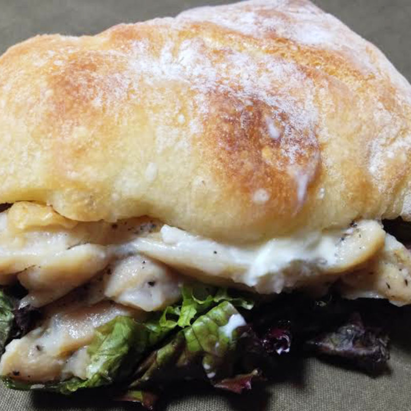 グリルチキンのリュスティック(Le Pain)