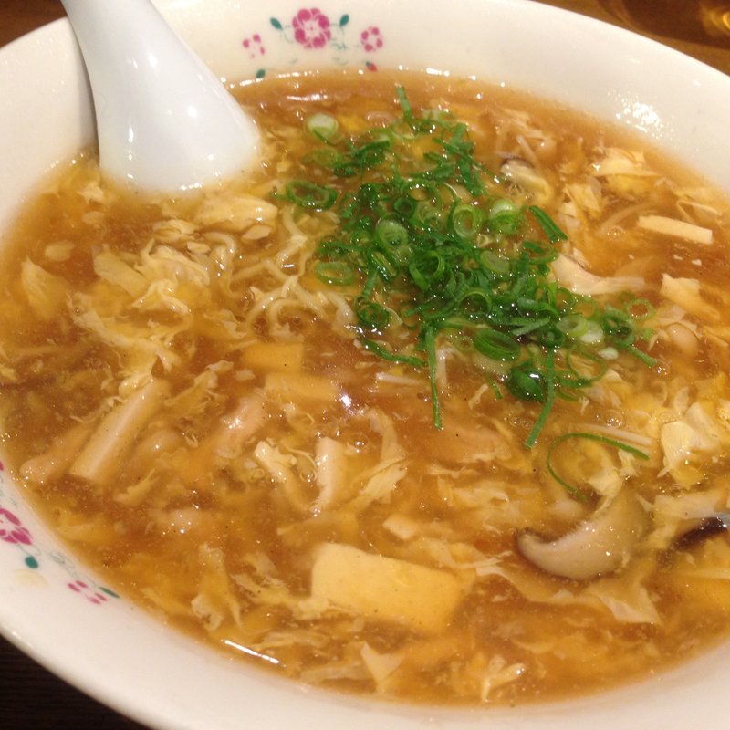 ホワイトサンラータンメン(平和楼 趙之家ソラリアステージ店)