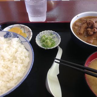 もつ煮定食(永井食堂)