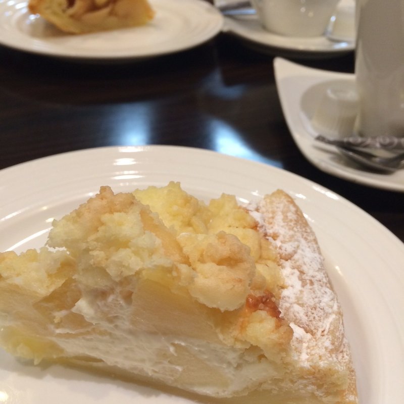 ヨーグルトチーズアップルパイ(Bons Moments)