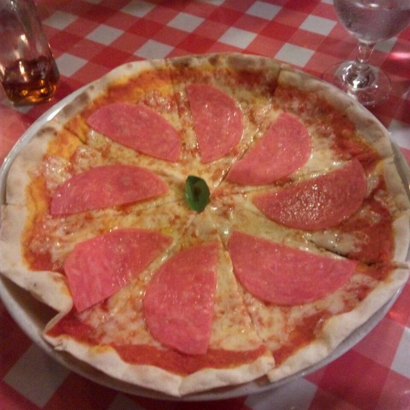 ハムとチーズのピッツァ(ｸﾞﾗｽﾃﾞｲ)