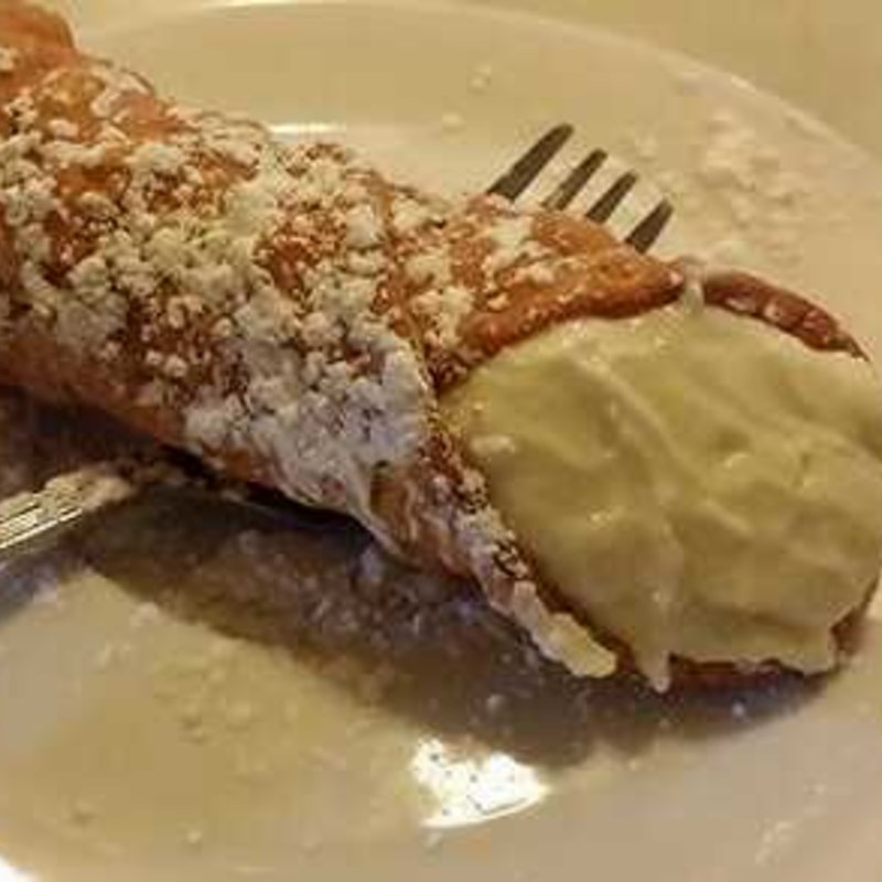 Cannoli(Caffe Vittoria)