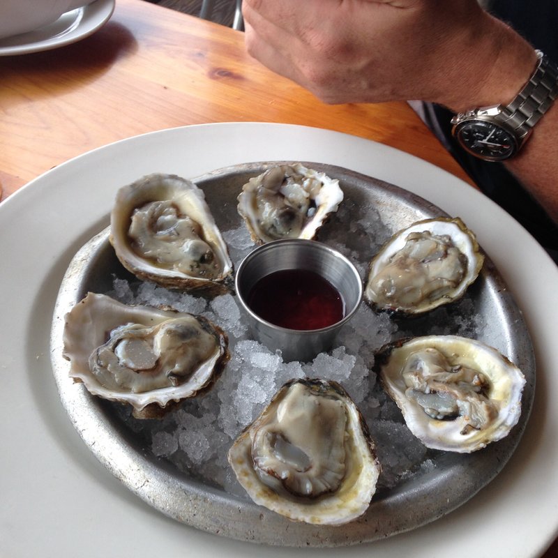 Oyster (Blue Points)(Boathouse at Beach Inlet)