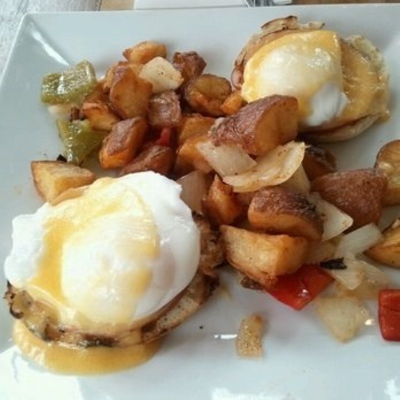 Egg Benedict(OVELIA RESTAURANT)