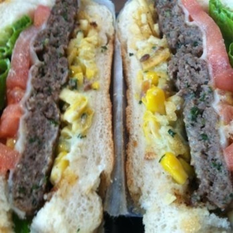 Salad burger(NEW YORK PAO DE QUEIJO)