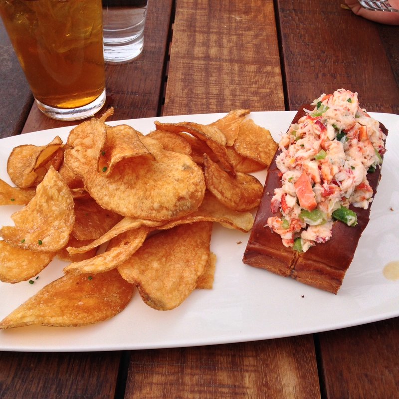 Maine Lobster Roll(Stone Brewing World Bistro )