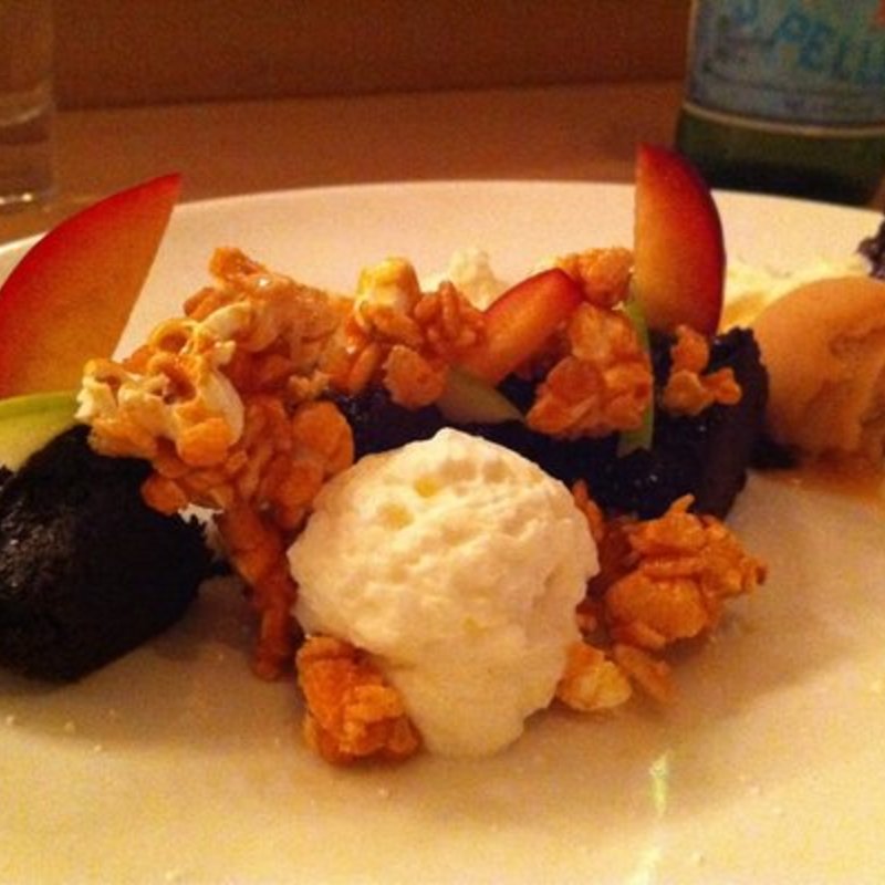 Cloudless chocolate cake with crispy rice popcorn n rhubarb sorbet(Morimoto)