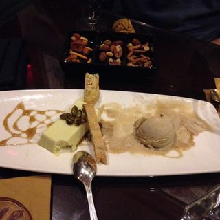 Pistachio Cheesecake(The Thoroughbred Club)