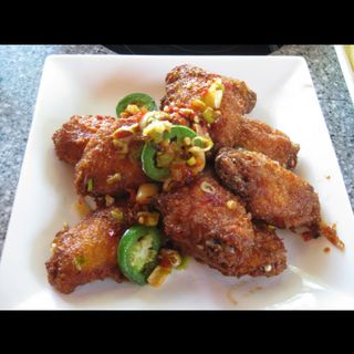 Salt n' pepper wings(Heat Shabu Baru)