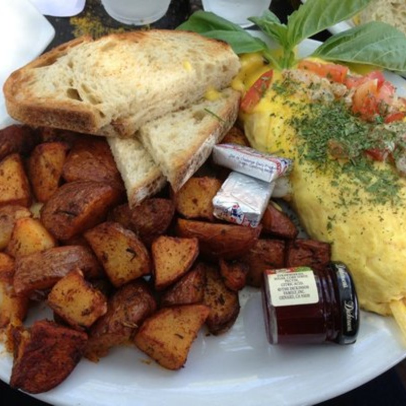 Shrimp + Crab Omelette(Alcove Cafe & Bakery)