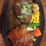 九州産若鶏のチキンステーキとハンバーグのセット(ハンバーグオニオン 上津店)
