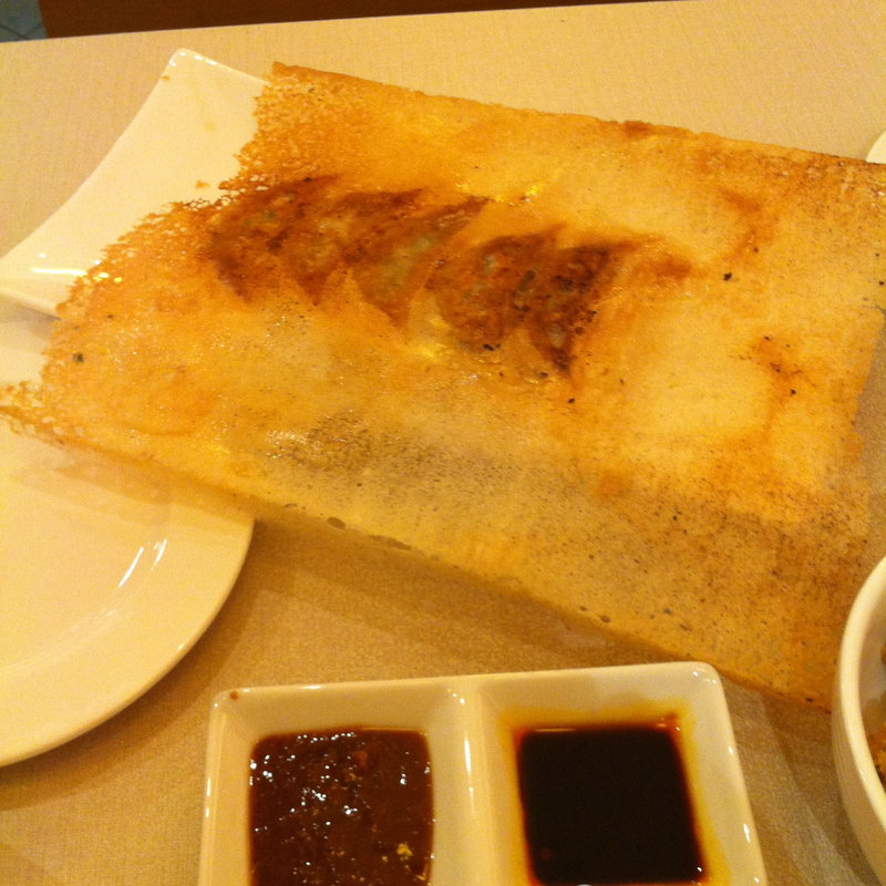 宇都宮餃子(極楽らーめん(Goku Raku Ramen)　ミッドバレー店)