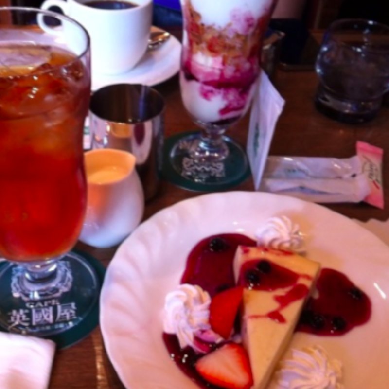 チーズケーキ(喫茶館 英國屋 三宮店)