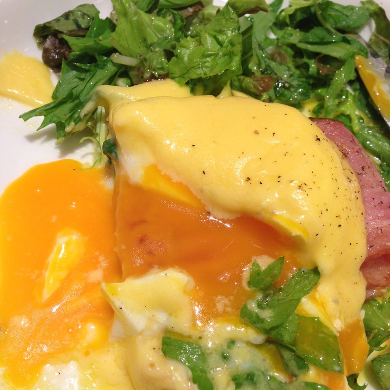 エッグベネディクト(CHEER’S)