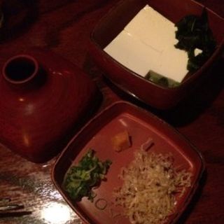 Homemade cold fresh tofu(ZENKICHI)