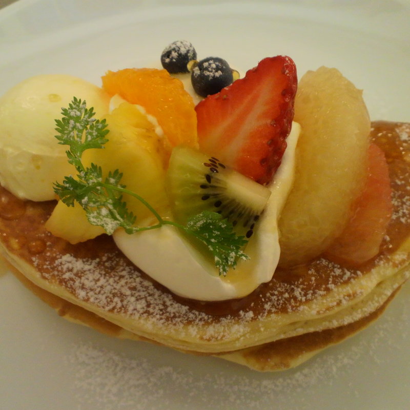 フルーツパンケーキ(カフェノーブル)
