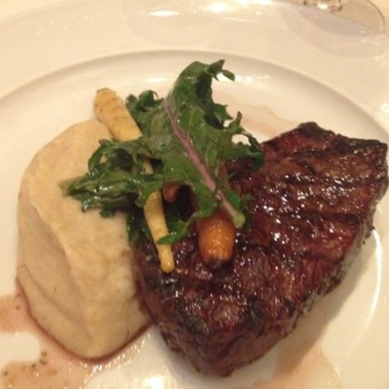 New York strip with bone marrow potatoes(Union Square Cafe)