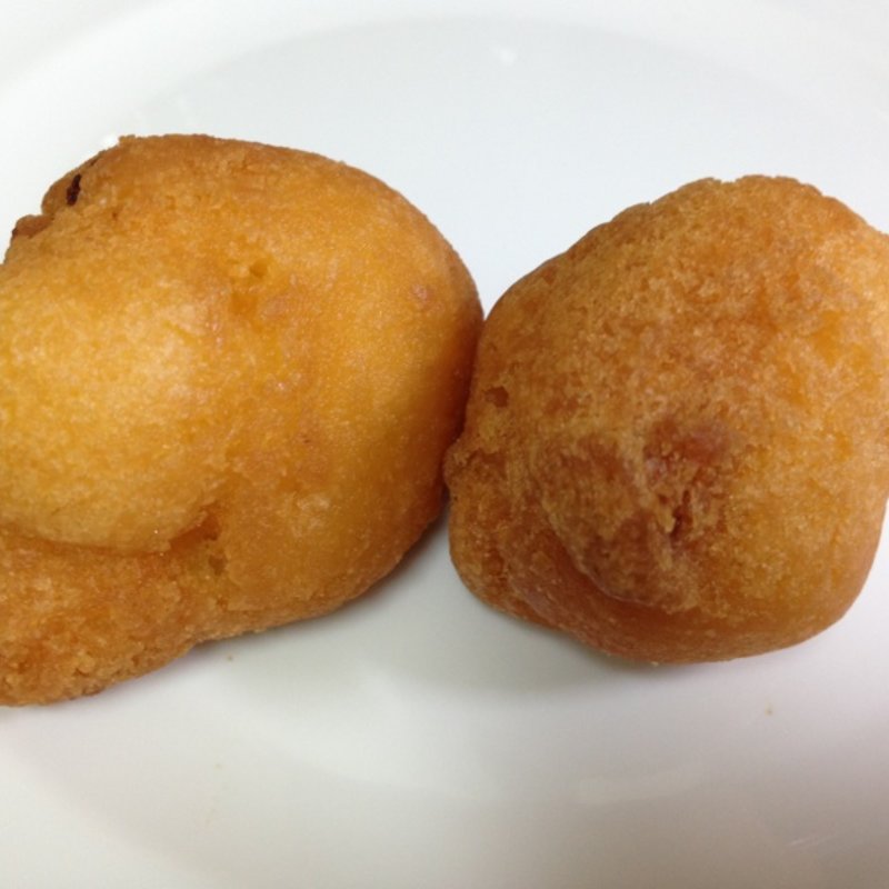 サーターアンダギー(ちゅらり イオンドーム前店)