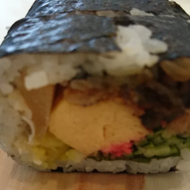 巻き寿司(寛龍)