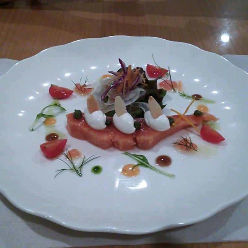 サーモンのマリネ(レストランウチエ)