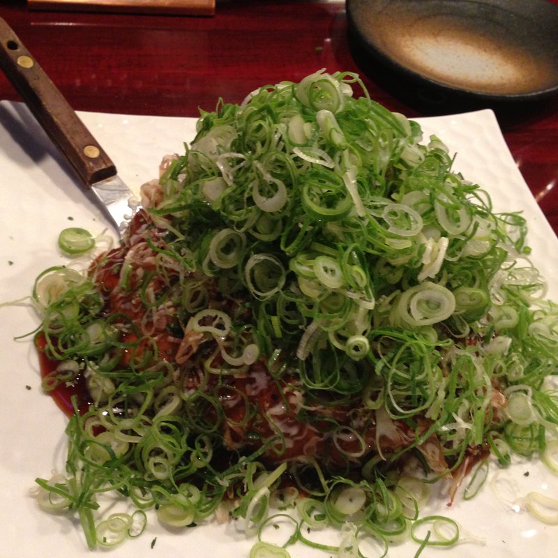 ネギまみれお好み焼き(ちゃんちゃら)