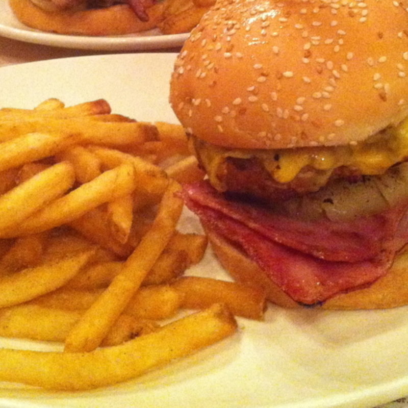 パイナップルバーガー(Morganfield's)