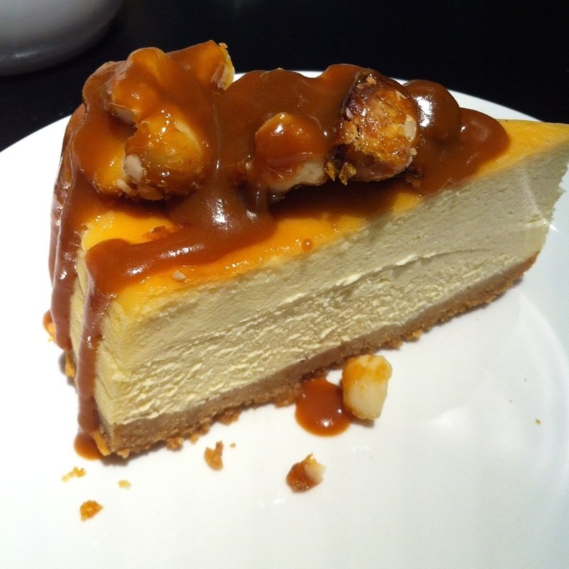 Macadamia Caramel Cheesecake(Ben's)