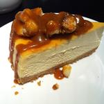 Macadamia Caramel Cheesecake