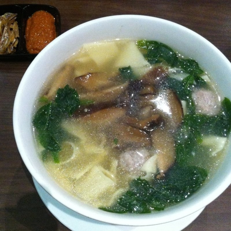Soup Pan Mee(Ying Ker Lou (迎客楼))