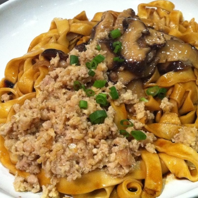 Dry Pan Mee(Ying Ker Lou (迎客楼))