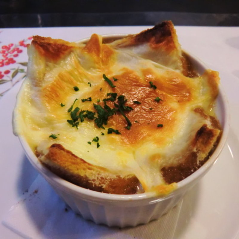 オニオングラタンスープ(グリル佐久良)